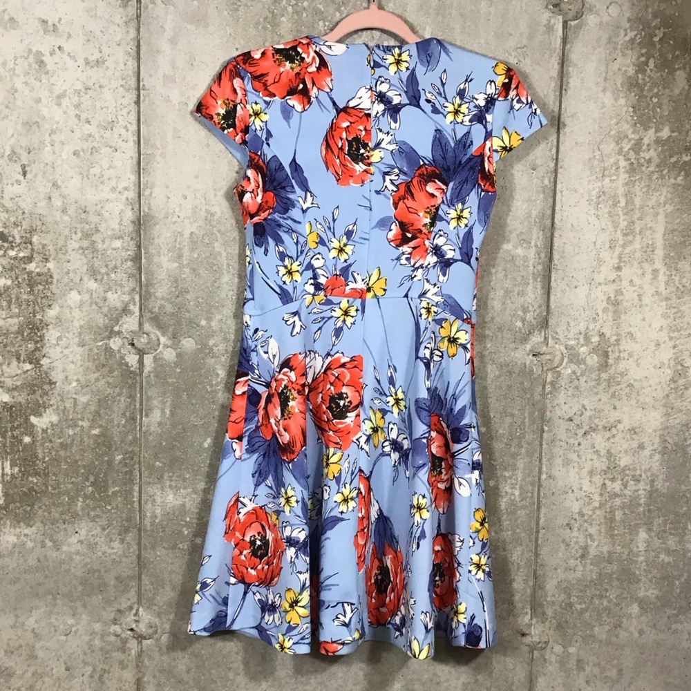 Vince Camuto Womens Floral Fit & Flare Mini Dress Size 4 Blue & Red Short Sleeve - Picture 13 of 16